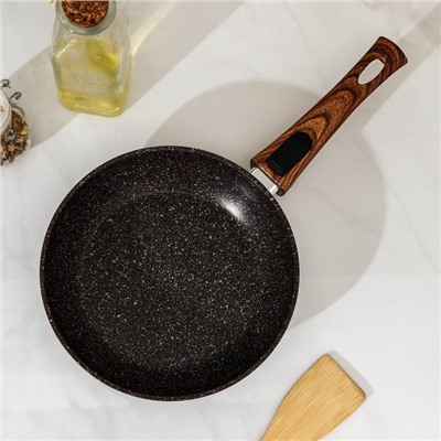Сковорода кованая Magistro Granit, d=20 см, съёмная ручка soft-touch, индукция, антипригарное покрытие, цвет чёрный