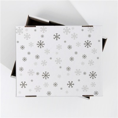 Складная коробка «Let it snow», 31,2 х 25,6 х 16,1 см
