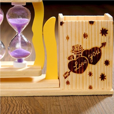 Песочные часы "Любовь к рисункам", сувенирные, с карандашницей, 10 х 19 см, микс