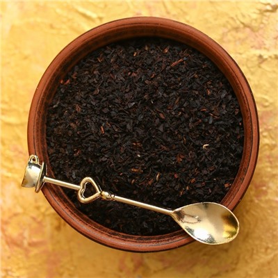Набор «Олень»: чай чёрный 25 г, ложечка