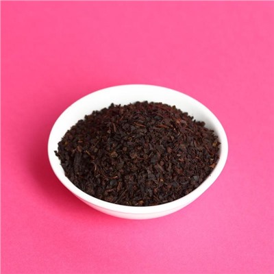 Чай чёрный 8 March в косметичке, вкус: лесная ягода, 100 г.