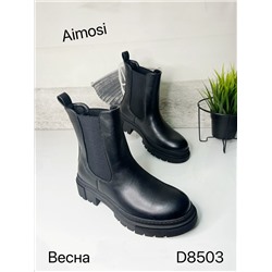 Женские ботинки D8503 черные