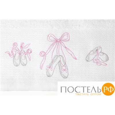 Полотенце с вышивкой 'ЖИЗЕЛЬ' р-р: 70 x 140см, цвет: белый/розовый