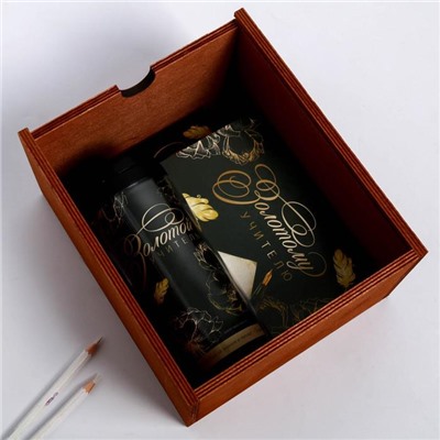 Набор в ящике: ежедневник, планинг, термостакан и мыло-шоколад "Золотому учителю"
