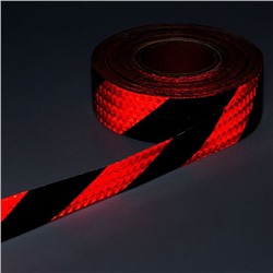 Светоотражающая лента, самоклеящаяся, красная с пунктиром, 5 см х 45 м
