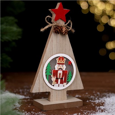 Новогодний декор с подсветкой «Ёлка со звездой и щелкунчик» 9 × 4,5 × 17 см