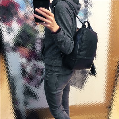 Модный городской рюкзак Gotik_Land формата А4 из прочной эко-кожи под рептилию черного цвета.