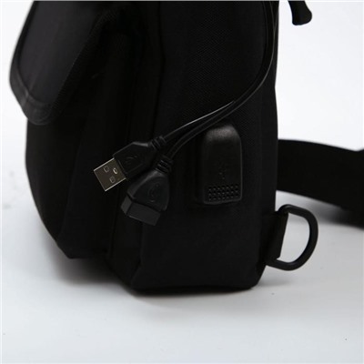 Сумка-слинг, отдел на молнии, 5 наружных карманов, с USB, цвет чёрный