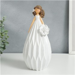 Сувенир полистоун "Малышка с цветком в волосах, в белом платье, с цветком" 24,3х11,5х11 см