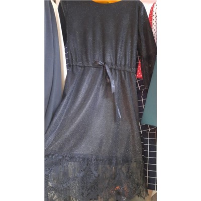Платье люрекс с пояском гипюр по низу черное A133