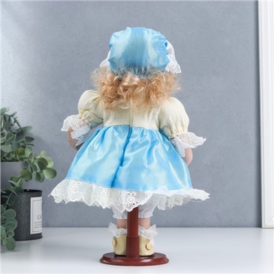 Кукла коллекционная керамика "Алиса в голубом платьице и чепчике" 30 см