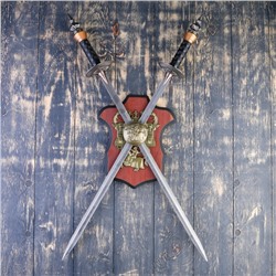 Сувенирное оружие на планшете «Рыцарский турнир», два меча на щите, 71см
