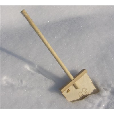 Лопата для снега деревянная малая №1 250*250мм.
